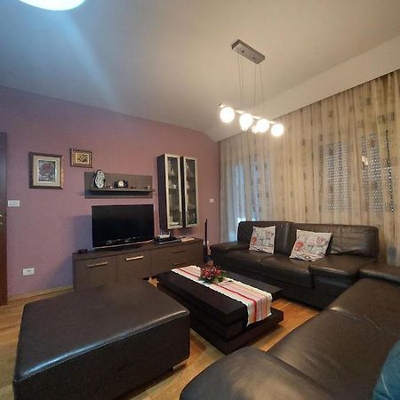 Apartman Sara 2 Podgorica Exterior photo