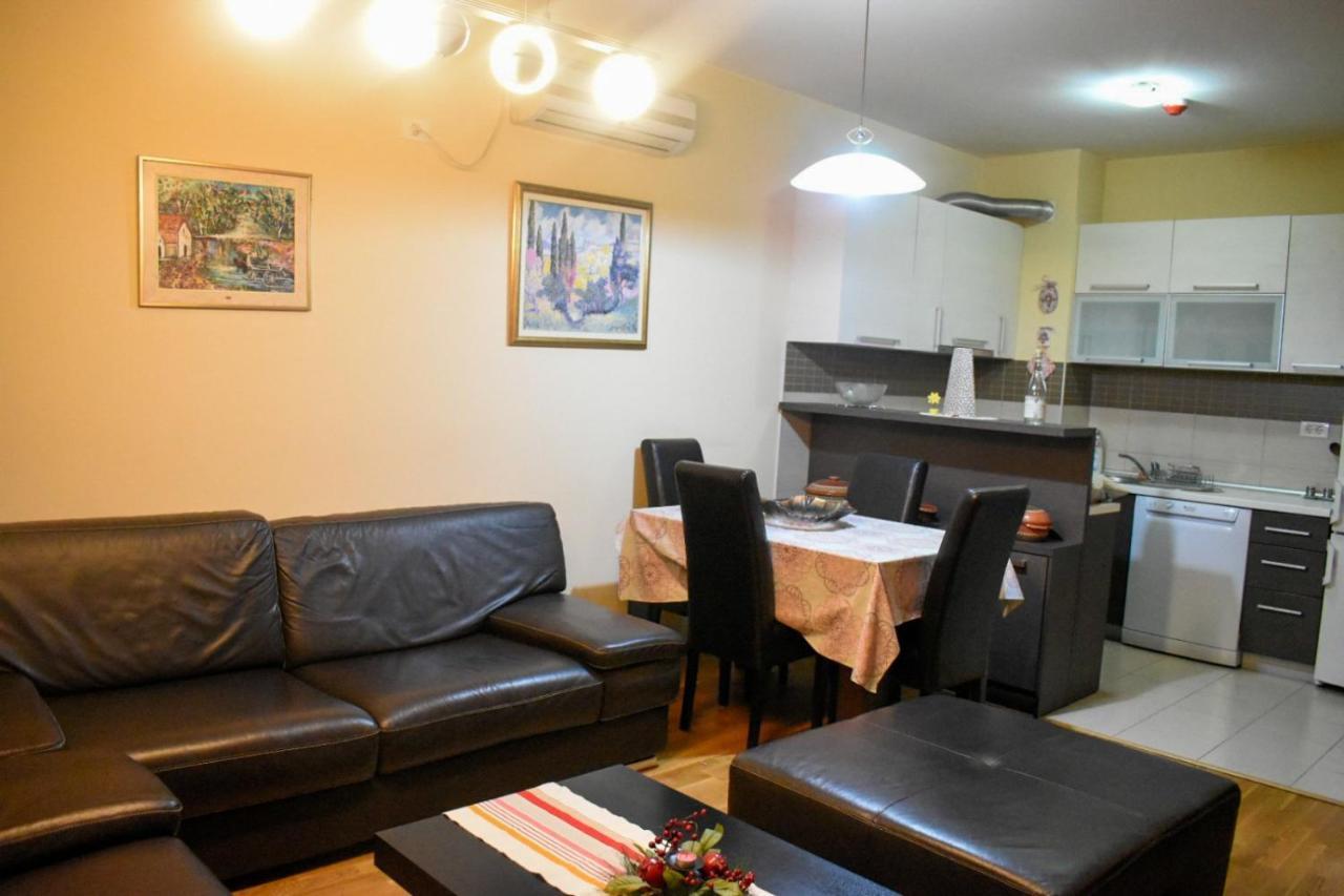 Apartman Sara 2 Podgorica Exterior photo